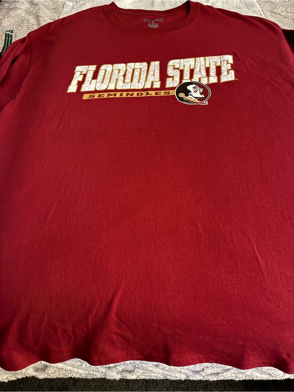 Pre-owned Champion Red Florida State Seminoles Short Sleeve Tee w/school mascot